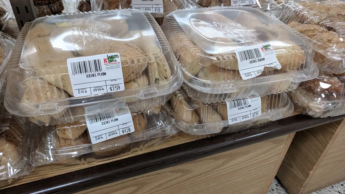 Warrens Bakery – bakery in Taunton town centre